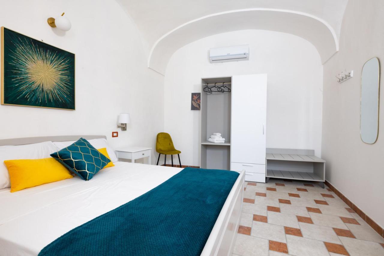 Don Pedro 53 Hotel Tresnuraghes Kültér fotó