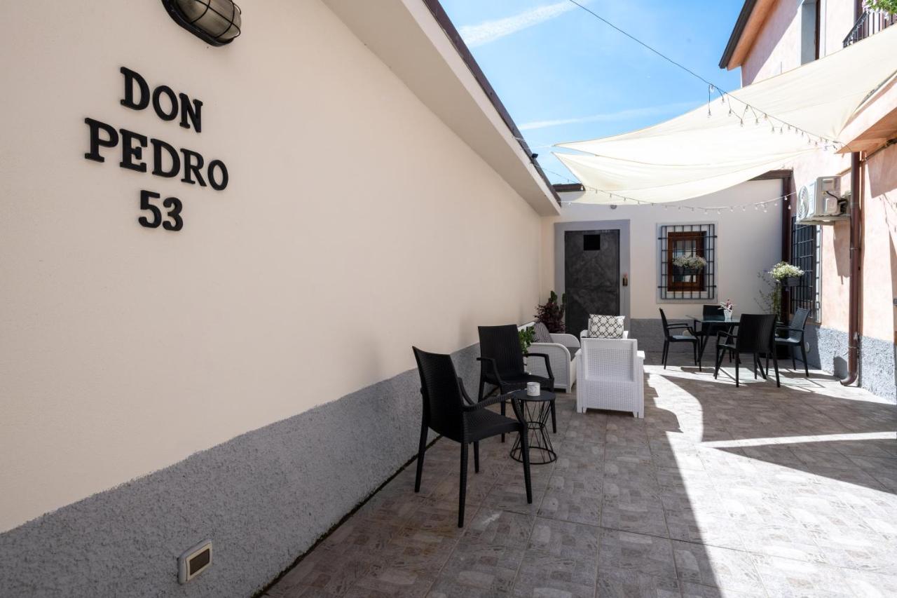 Don Pedro 53 Hotel Tresnuraghes Kültér fotó